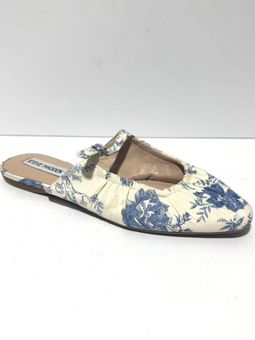 Steve Madden Womens Gemah Flats Size 7.5 M